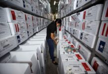 Denuncian corte del cable madre del internet y robo de discos duros desde el interior del CNE