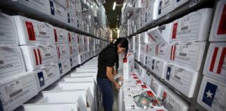 Denuncian corte del cable madre del internet y robo de discos duros desde el interior del CNE