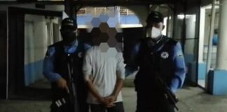 En posesión de 150 envoltorios conteniendo supuesta droga resultó detenido un sujeto en la zona norte del país