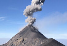 Volcanes Pacaya, Fuego y Santiaguito matienen patrón eruptivo en Guatemala