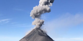 Volcanes Pacaya, Fuego y Santiaguito matienen patrón eruptivo en Guatemala