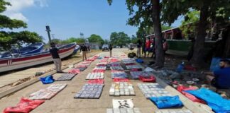 La ATIC y FESCCO incautan 739 paquetes de droga en la Bahía de Trujillo