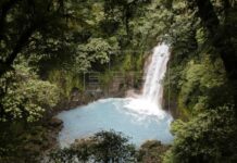 Costa Rica aprovechará riquezas naturales de Volcán Tenorio para el turismo