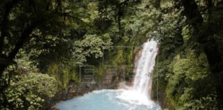 Costa Rica aprovechará riquezas naturales de Volcán Tenorio para el turismo