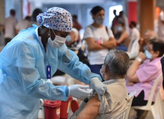 El lento camino de la vacunación en Latinoamérica tras 100 días de su inicio