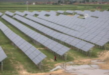 EE.UU. advierte de que no ganará el pulso a China si no avanza en renovables