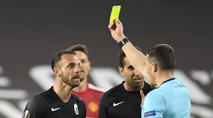 Soldado: «La segunda tarjeta para Pogba era clarísima»