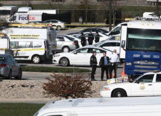 EE.UU. revive la tragedia por las armas de fuego con un tiroteo con 8 muertos
