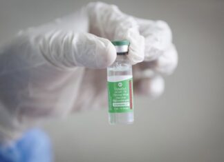 EE.UU. envía recursos «urgentes» a la India para contener la pandemia