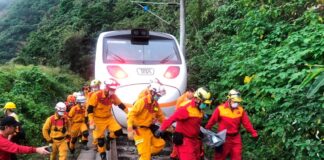 Un accidente de tren en Taiwán deja al menos 48 muertos y decenas de heridos