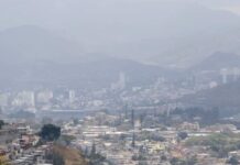 Capital hondureña amanece bajo densa capa de humo