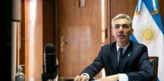 Despiden los restos del Ministro de Transporte de Argentina