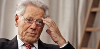 Murió el teólogo suizo Hans Küng, quien negó la infalibilidad del papa
