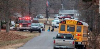 Varias víctimas deja tiroteo en instituto de secundaria de Tennessee, EE. UU.