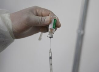 El Salvador donará vacunas contra la Covid-19 a 7 localidades de Honduras
