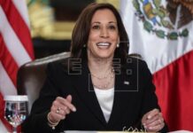 Harris pide a López Obrador abordar causas de migración desde Triángulo Norte