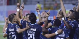 Motagua toma ventaja 2-1 ante el Olimpia en el partido de ida de la final de liguilla