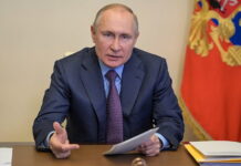 Putin dice que tiene anticuerpos y anima a los rusos a vacunarse sin falta