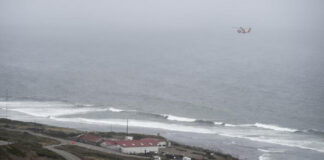 Dos muertos y al menos 23 heridos tras voltearse un bote en San Diego, EE. UU.