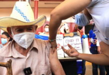 Inicia inmunización de adultos mayores en San José de Colinas, Santa Bárbara con vacunas donadas por El Salvador