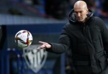 La plantilla madridista se despide con cariño de Zidane