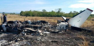 Encuentran en Gracias a Dios una avioneta destruida que al parecer llevaba droga