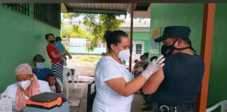 Enfermeras advierten que, si no les brindan seguridad en las jornadas de vacunación abandonaran labores