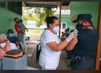 Enfermeras advierten que, si no les brindan seguridad en las jornadas de vacunación abandonaran labores