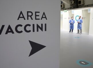 Vacunas reducen los ingresos y muertes en más del 90%, según estudio italiano
