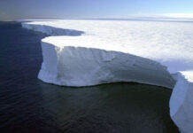 El iceberg más grande del mundo se desprende de la Antártida