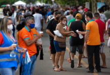 Brasil prohíbe la entrada al país de pasajeros procedentes de la India