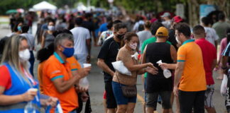 Brasil prohíbe la entrada al país de pasajeros procedentes de la India