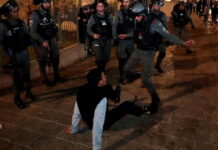 Continúan los enfrentamientos entre palestinos e israelíes en Jerusalén