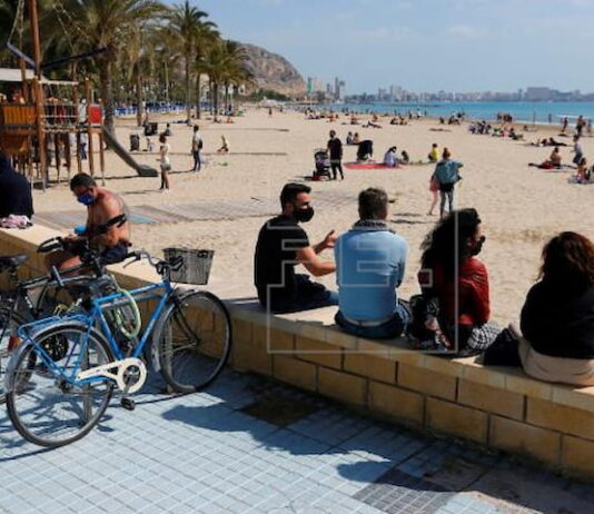 España afronta su primer fin de semana sin restricciones para viajar