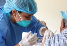 Aplican vacuna anticovid a privados de libertad mayores de 70 años en Honduras