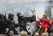 Un joven muere en Bogotá en medio de manifestaciones contra el Gobierno