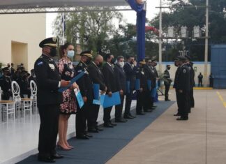Más de 60 miembros de la Policía Nacional fueron premiados en el marco del Día del Policía Hondureño