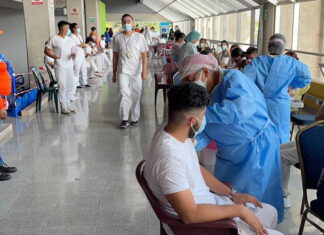 Inicia la jornada de vacunación a estudiantes y docentes del área de la salud en Tegucigalpa