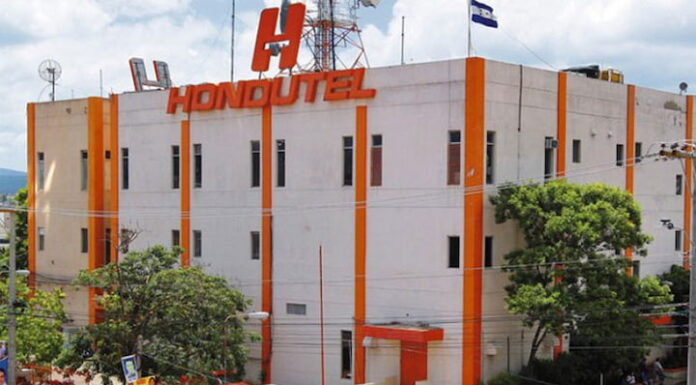 Al menos 50 millones de lempiras adeuda Hondutel a trabajadores por concepto de sueldos y aguinaldos