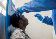 Islas Caimán, primer territorio caribeño capaz de detectar variantes de covid