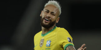 Neymar, tercer brasileño en marcar al menos 3 Mundiales tras Pelé y Ronaldo