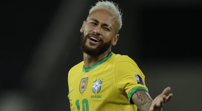 Neymar, tercer brasileño en marcar al menos 3 Mundiales tras Pelé y Ronaldo