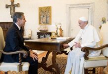 El papa recibe a Blinken en el Vaticano