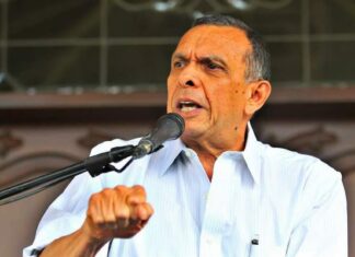 Porfirio Lobo Sosa: “De la lengua” sacarán a quienes busquen evadir la justicia a través de las ZEDE’s”