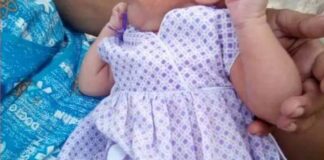 Una recién nacida es recuperada después de ser arrebatada de los brazos de su madre por “robachicos»