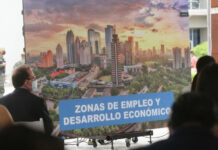 Presidente Hernández defiende Zede, criticadas por varios sectores