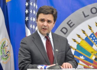 Ricardo Zúniga, el representante de EE. UU. en el Triángulo Norte visitará Honduras el 29 de junio