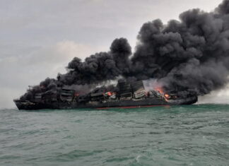 Desastre ambiental en Sri Lanka al incendiarse un barco que transportaba productos químicos