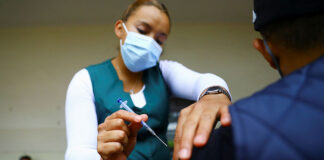 Programa fronterizo de vacunación apoya a maquiladoras del norte de México