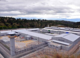 Batalla campal en la cárcel de la Tolva ya deja varios reos muertos